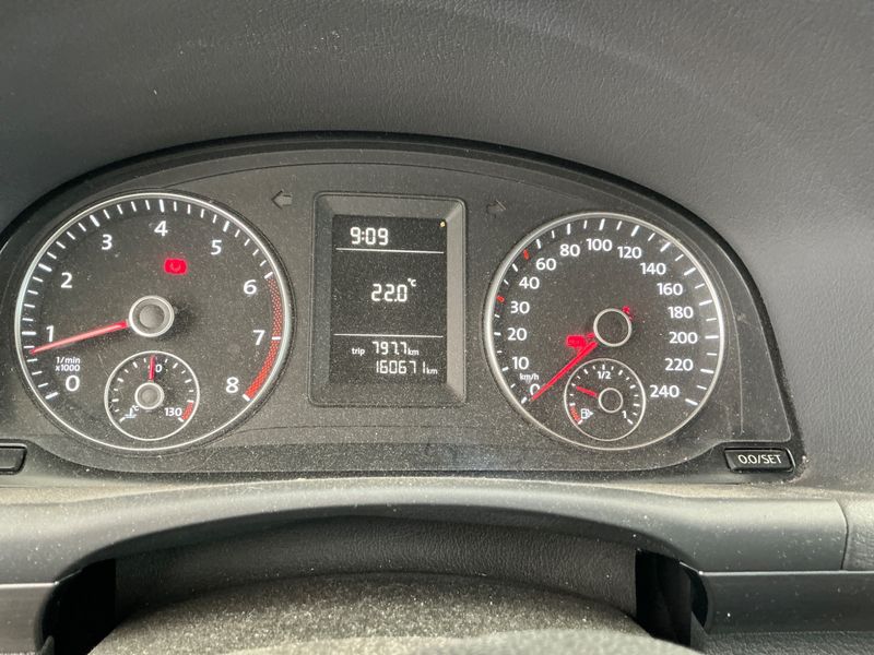 Volkswagen Touran 1.2 TSI Comfortline 2011 – снимка 4