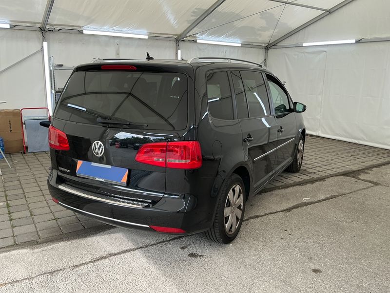 Volkswagen Touran 1.2 TSI Comfortline 2011 – снимка 2