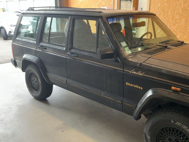 Jeep Cherokee 4.0 Limited 1990 – снимка 10
