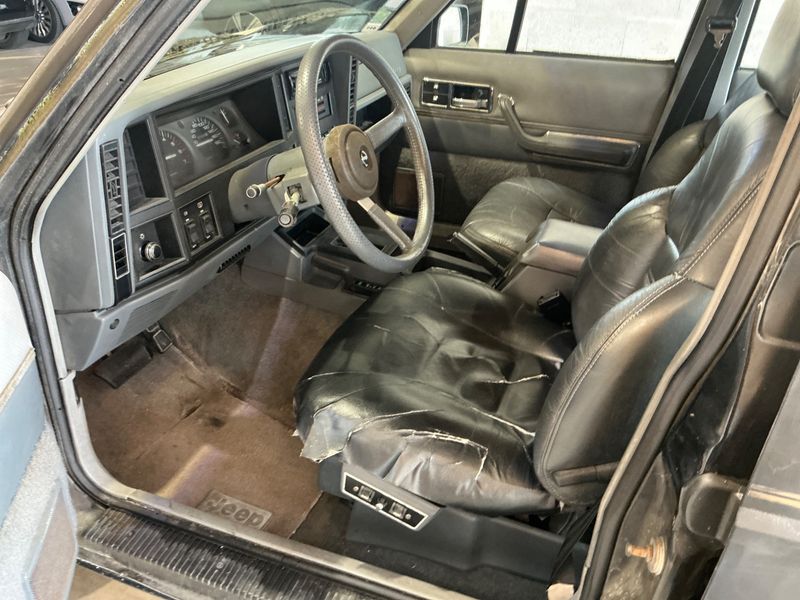 Jeep Cherokee 4.0 Limited 1990 – снимка 32