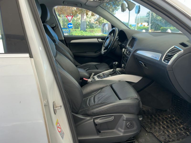 Audi Q5 2.0 TDI quattro 2013 – снимка 16