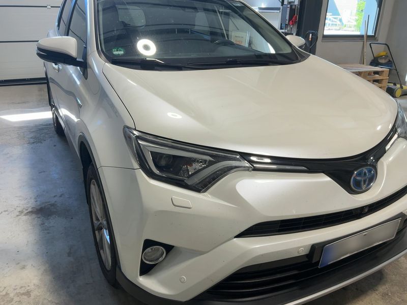 Toyota RAV 4 2.5 Hybrid Executive 2017 – снимка 12