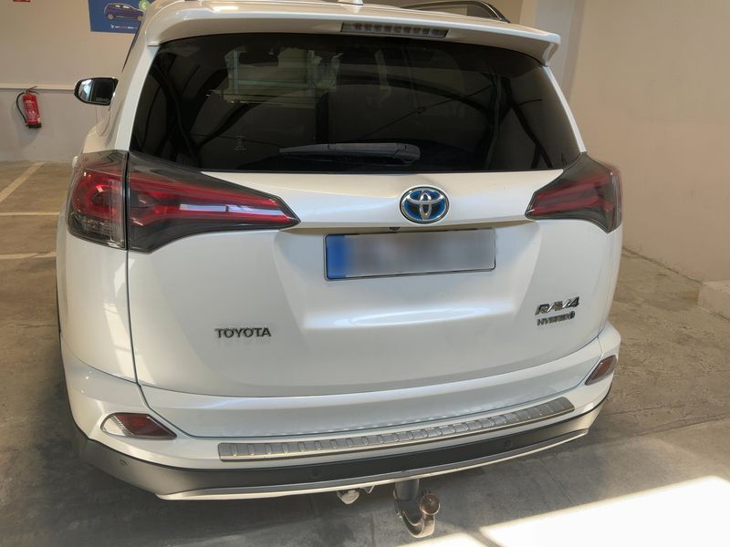 Toyota RAV 4 2.5 Hybrid Executive 2017 – снимка 7
