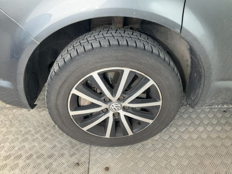 Volkswagen T6 Multivan 2.0 TDI Edition 4Motion 2017 – снимка 3