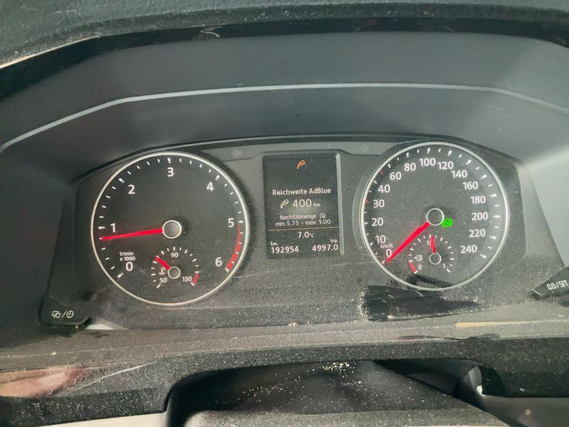 Volkswagen T6 Multivan 2.0 TDI Edition 4Motion 2017 – снимка 19