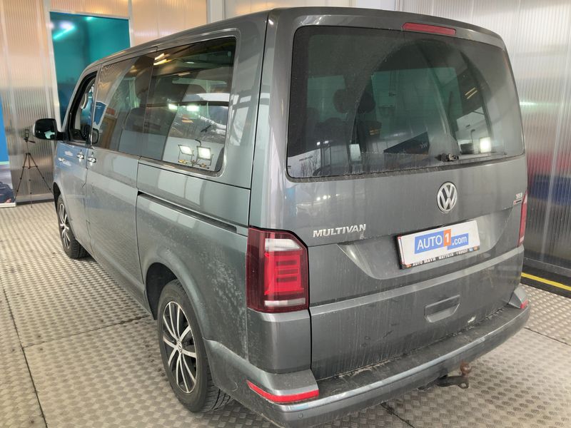 Volkswagen T6 Multivan 2.0 TDI Edition 4Motion 2017 – снимка 6