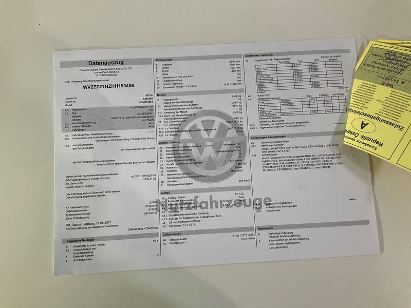 Volkswagen T6 Multivan 2.0 TDI Edition 4Motion 2017 – снимка 22