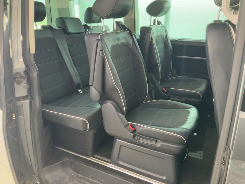 Volkswagen T6 Multivan 2.0 TDI Edition 4Motion 2017 – снимка 20