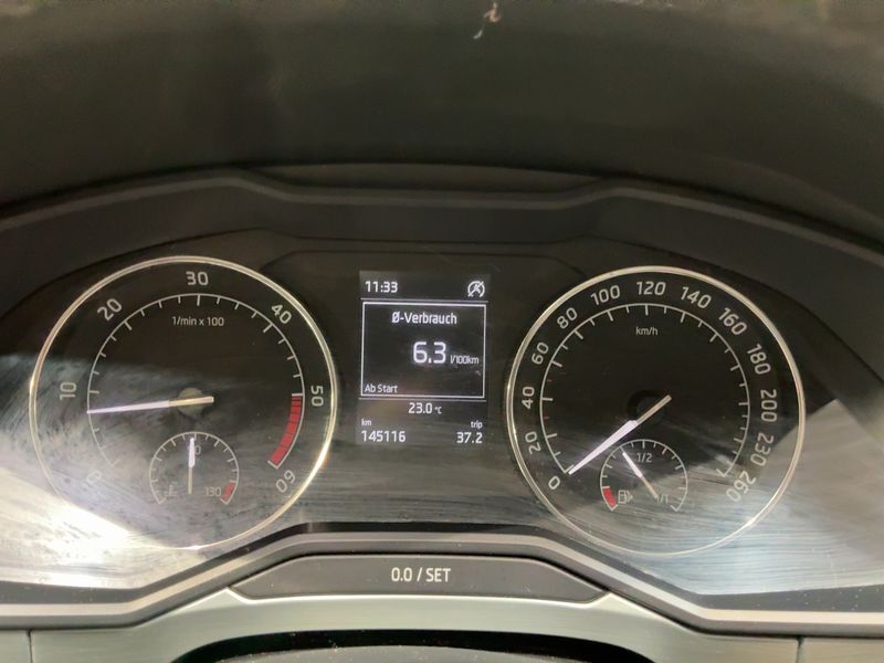 Skoda Superb 2.0 TDI Ambition 2016 – снимка 18