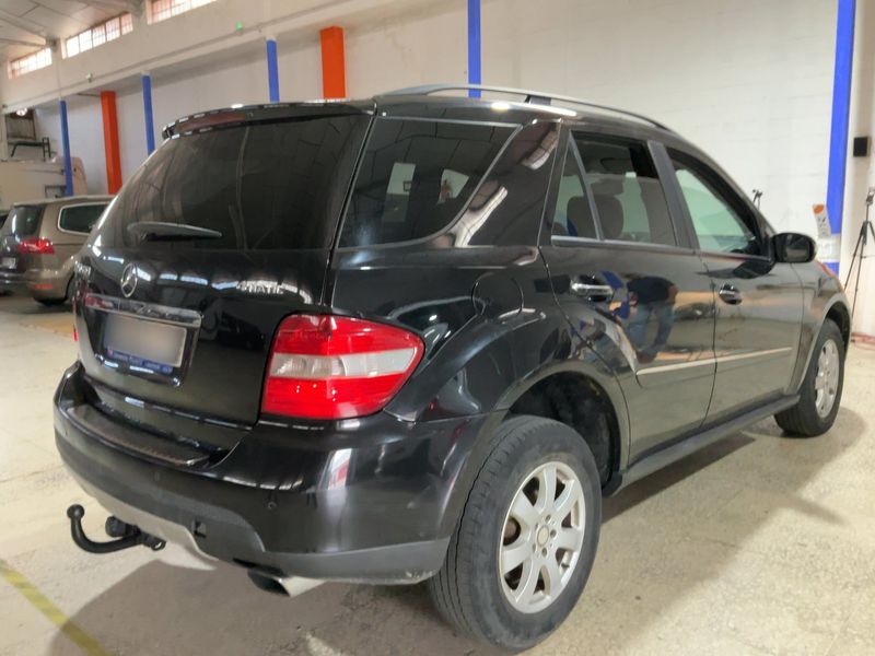 Mercedes-Benz M-Klasse ML 320 CDI Edition 10 2007 – снимка 8