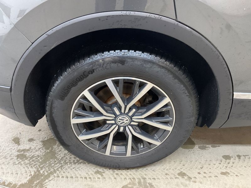 Volkswagen Tiguan 2.0 TDI Comfortline BlueMotion Tech 2016 – снимка 9