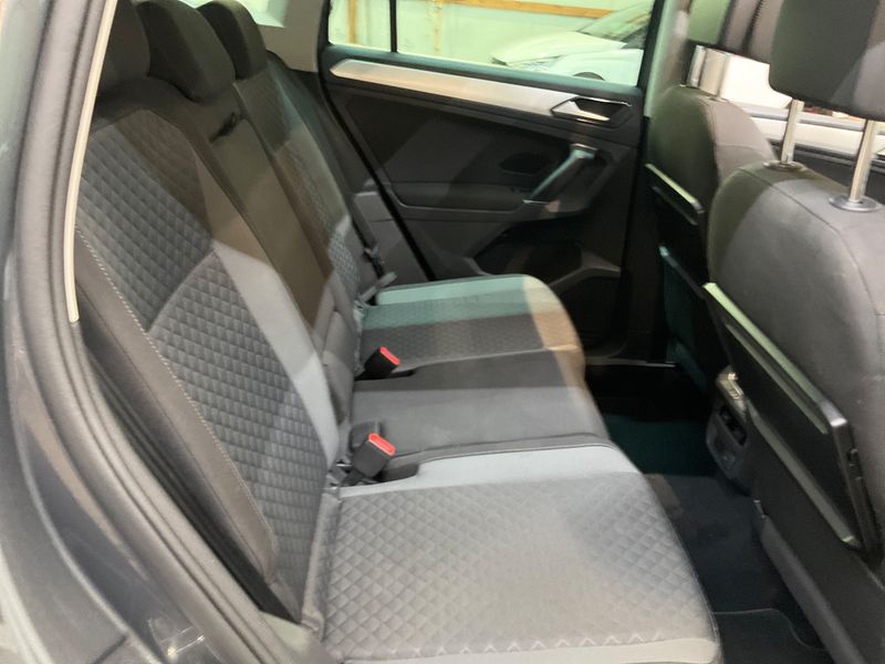 Volkswagen Tiguan 2.0 TDI Comfortline BlueMotion Tech 2016 – снимка 19