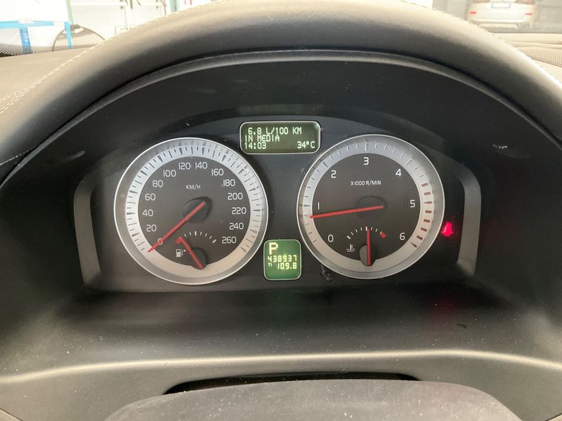 Volvo C70 2.0 D3 Inscription 2012 – снимка 4