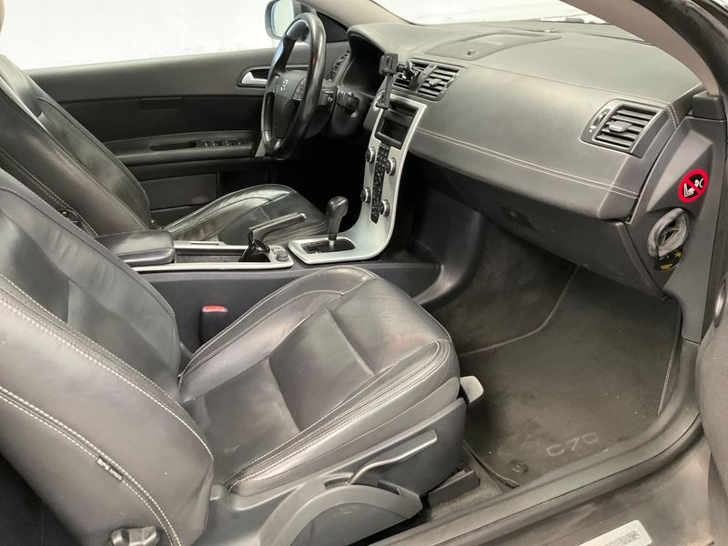 Volvo C70 2.0 D3 Inscription 2012 – снимка 3