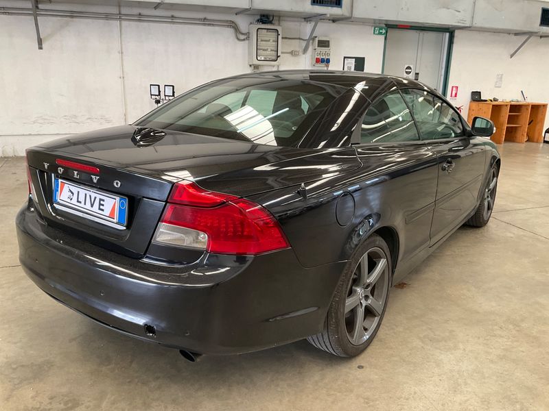 Volvo C70 2.0 D3 Inscription 2012 – снимка 2