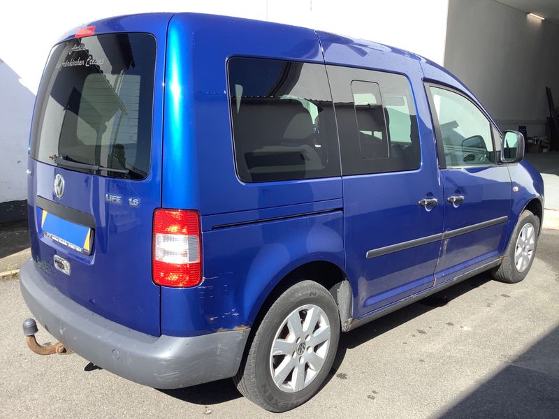 Volkswagen Caddy 1.6 Life 2008 – снимка 2