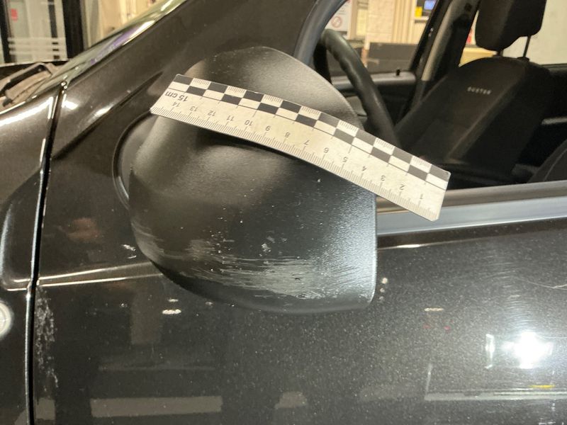 Dacia Duster 1.2 TCe Laureate 4x2 2014 – снимка 30