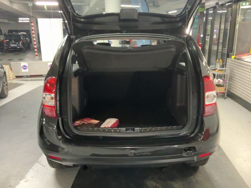 Dacia Duster 1.2 TCe Laureate 4x2 2014 – снимка 15
