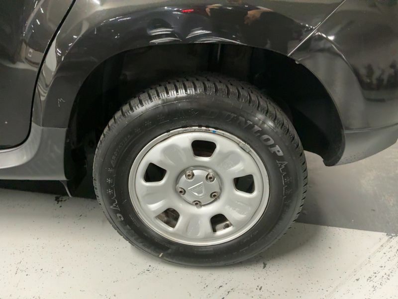 Dacia Duster 1.2 TCe Laureate 4x2 2014 – снимка 5