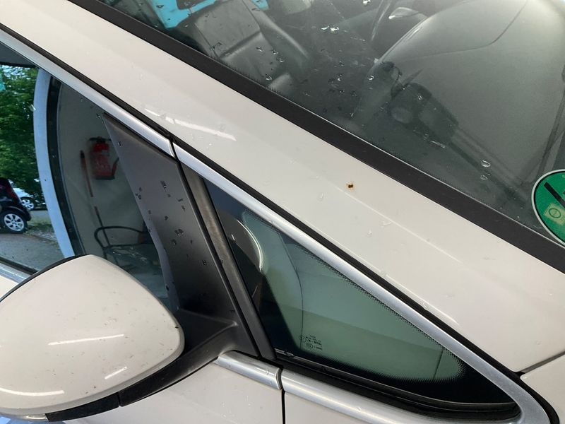 Volkswagen Sharan 2.0 TDI Highline BlueMotion Tech 2012 – снимка 31