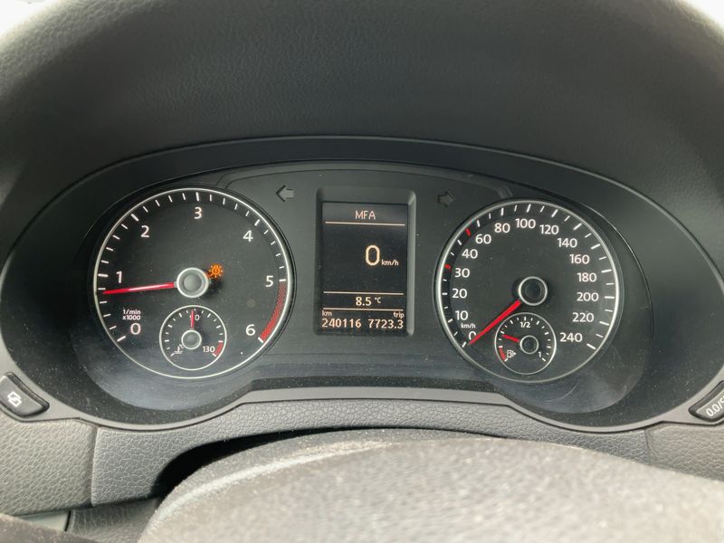 Volkswagen Sharan 2.0 TDI Highline BlueMotion Tech 2012 – снимка 18