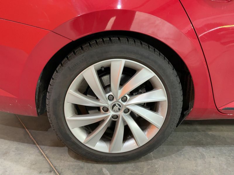Skoda Superb 2.0 TSI SportLine 4x4 2019 – снимка 9