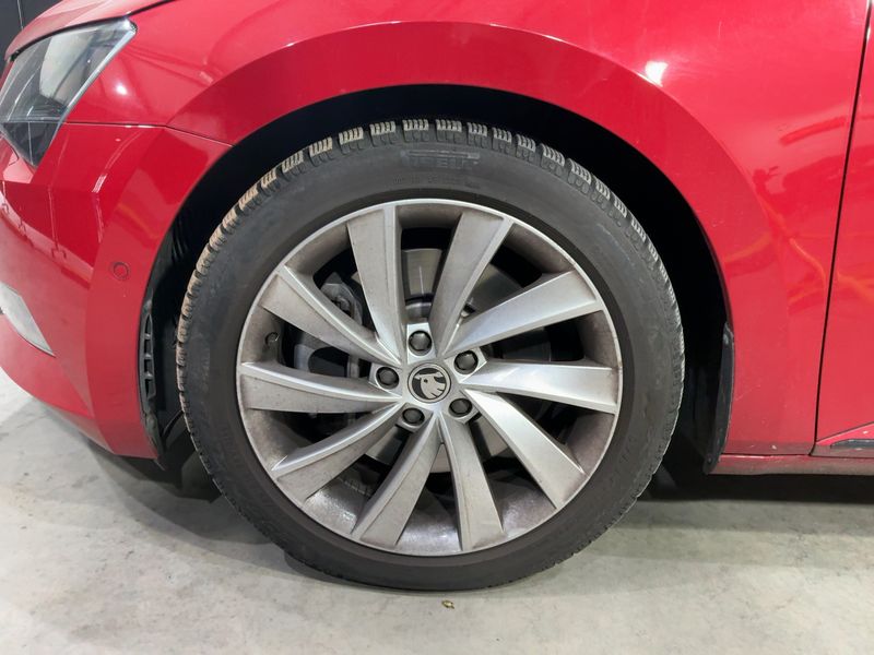 Skoda Superb 2.0 TSI SportLine 4x4 2019 – снимка 3