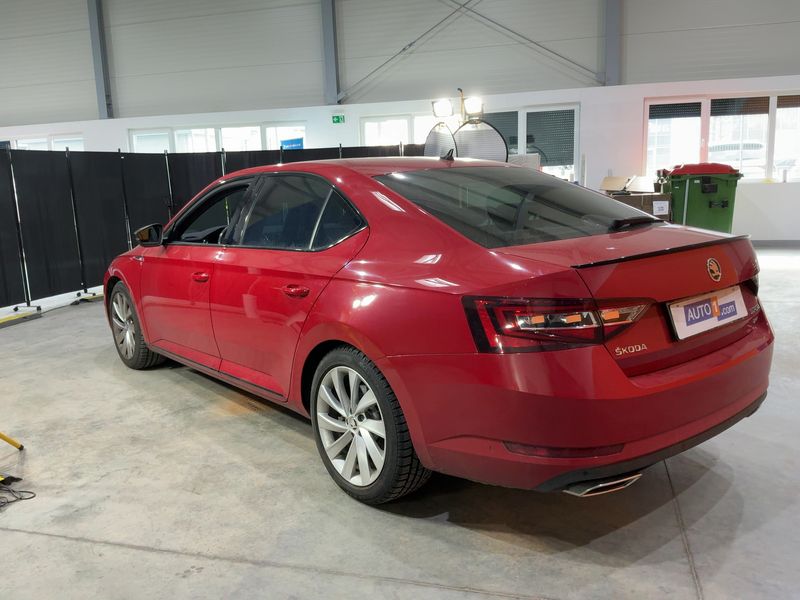 Skoda Superb 2.0 TSI SportLine 4x4 2019 – снимка 6