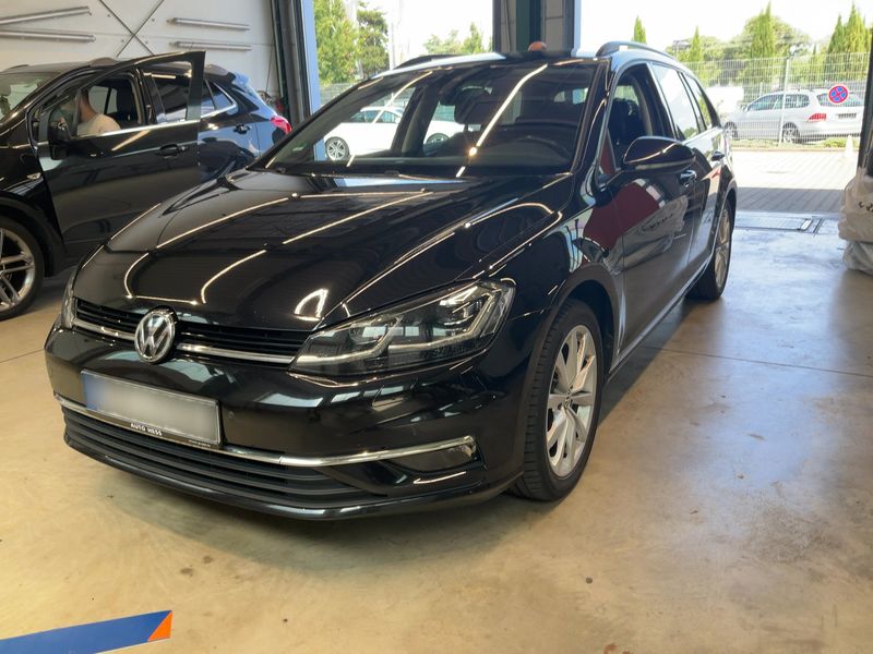 Volkswagen Golf VII 2.0 TDI Highline BlueMotion Tech 2020 – снимка 1