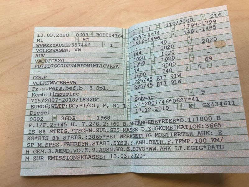 Volkswagen Golf VII 2.0 TDI Highline BlueMotion Tech 2020 – снимка 21