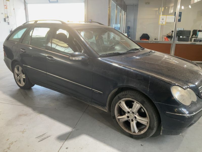 Mercedes-Benz C-Klasse C 270 CDI T Elegance 2002 – снимка 12