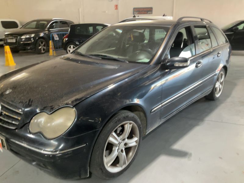 Mercedes-Benz C-Klasse C 270 CDI T Elegance 2002 – снимка 2