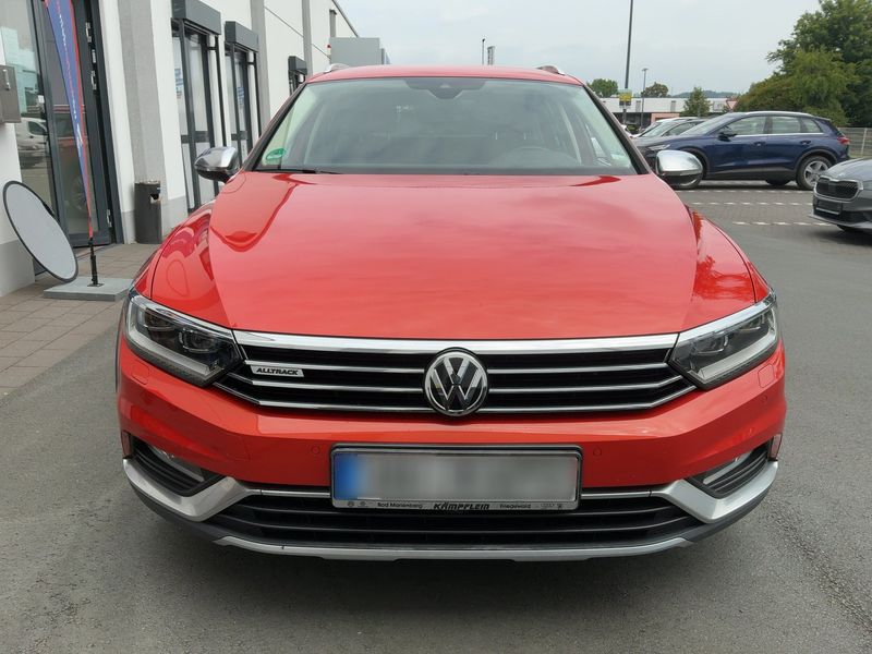 Volkswagen Passat Alltrack 2.0 TDI 4Motion BlueMotion Tech 2015 – снимка 14