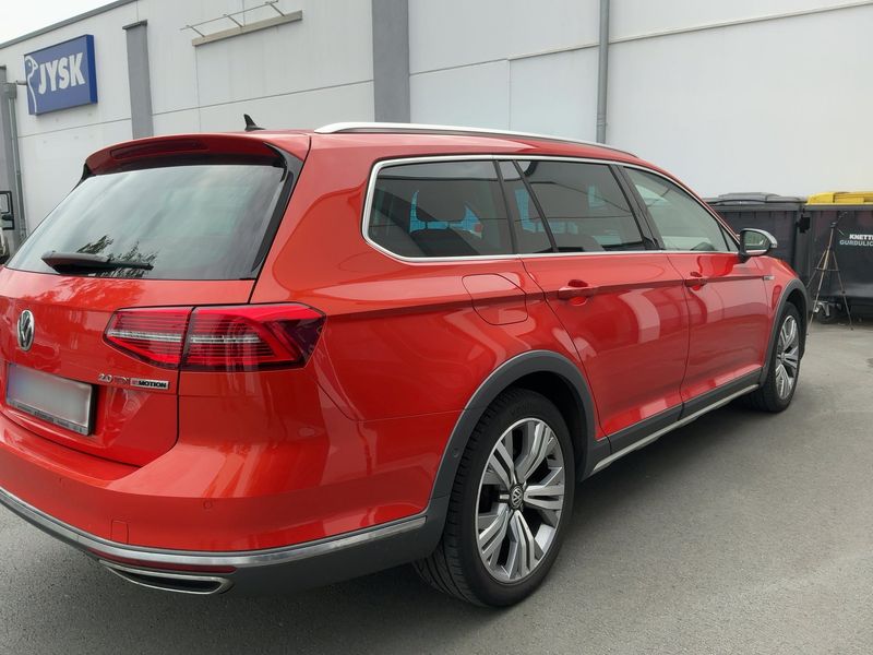 Volkswagen Passat Alltrack 2.0 TDI 4Motion BlueMotion Tech 2015 – снимка 8
