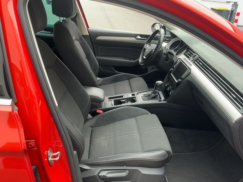 Volkswagen Passat Alltrack 2.0 TDI 4Motion BlueMotion Tech 2015 – снимка 17