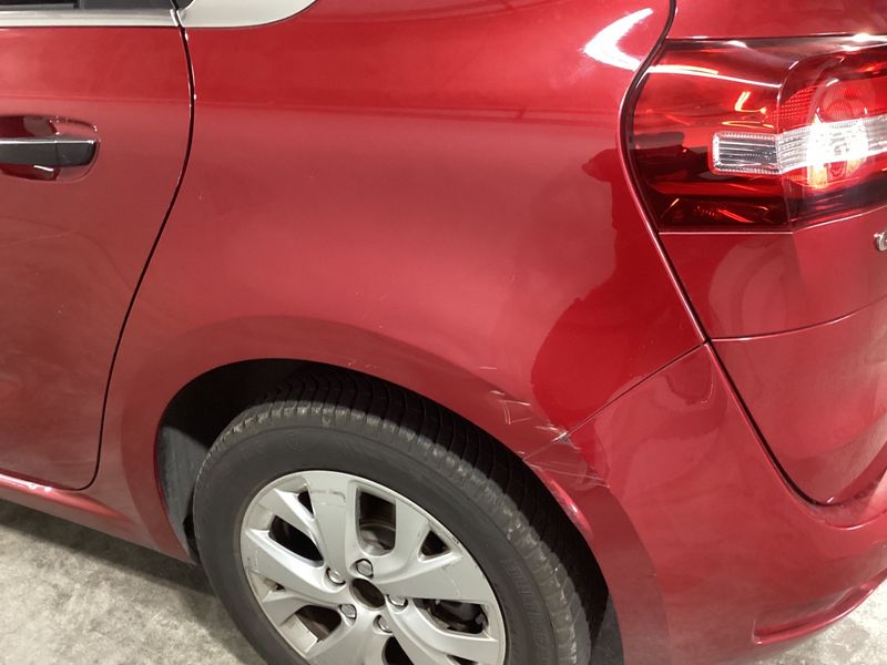 Citroen C4 Picasso 1.6 e-HDi Intensive 2013 – снимка 23