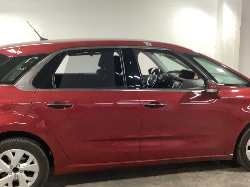 Citroen C4 Picasso 1.6 e-HDi Intensive 2013 – снимка 10