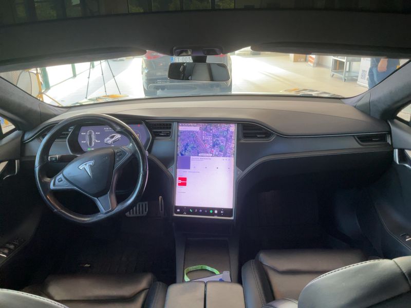 Tesla Model S Performance 2019 – снимка 17