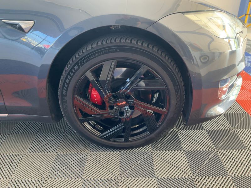 Tesla Model S Performance 2019 – снимка 11