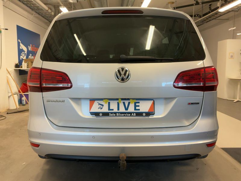 Volkswagen Sharan 2.0 TDI Highline 4Motion BlueMotion Tech 2018 – снимка 7