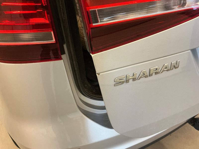 Volkswagen Sharan 2.0 TDI Highline 4Motion BlueMotion Tech 2018 – снимка 26