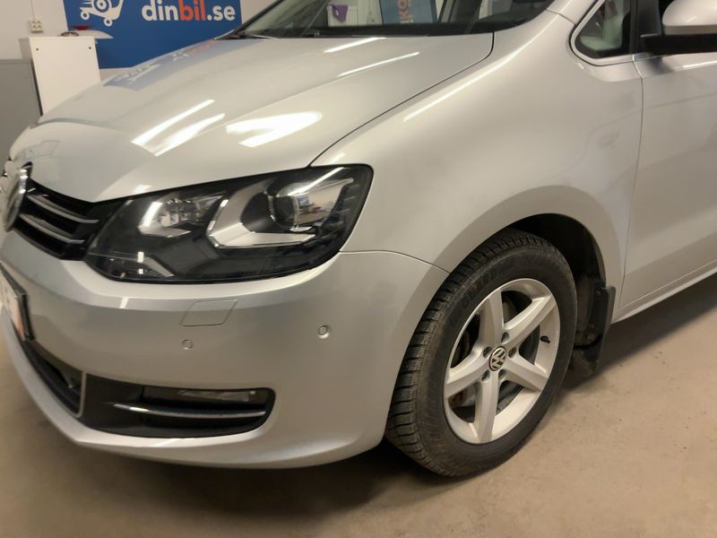 Volkswagen Sharan 2.0 TDI Highline 4Motion BlueMotion Tech 2018 – снимка 2
