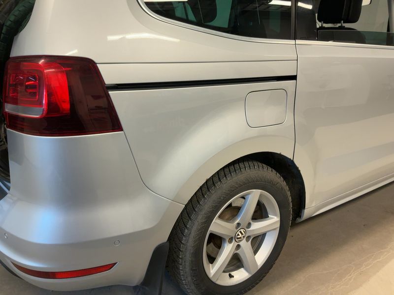 Volkswagen Sharan 2.0 TDI Highline 4Motion BlueMotion Tech 2018 – снимка 8