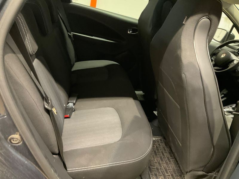 Renault Zoe electric drive 43 kW Intens 2018 – снимка 19