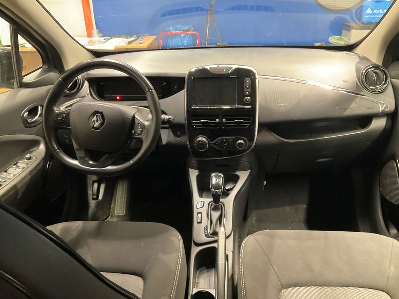 Renault Zoe electric drive 43 kW Intens 2018 – снимка 17