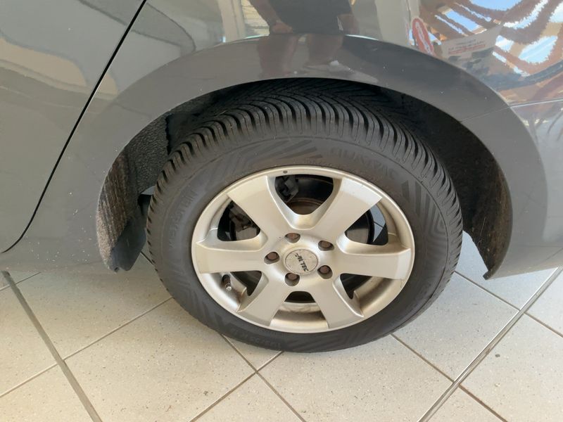 Volkswagen Golf VII 1.6 TDI Trendline BlueMotion Tech 2015 – снимка на щета 5