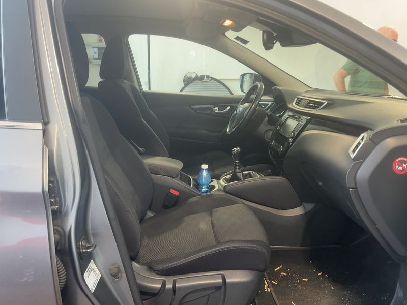 Nissan Qashqai 1.2 Connect Edition 2016 – снимка 16