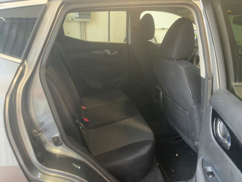 Nissan Qashqai 1.2 Connect Edition 2016 – снимка 19