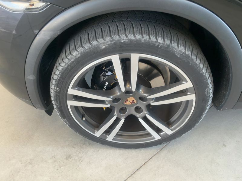 Porsche Cayenne Diesel Platinum Edition 2014 – снимка на щета