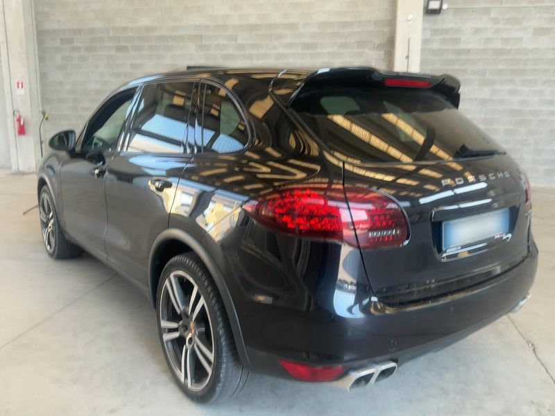 Porsche Cayenne Diesel Platinum Edition 2014 – снимка 3